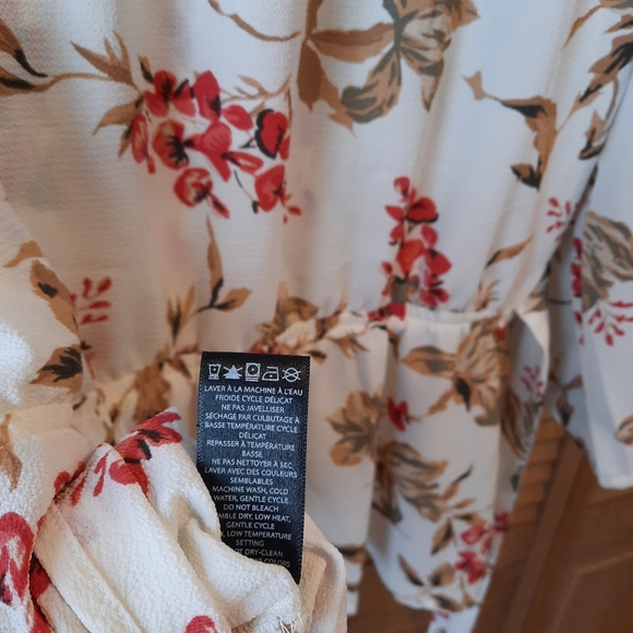 Lily Morgan floral 3/4 sleeve blouse - Picture 5 of 7